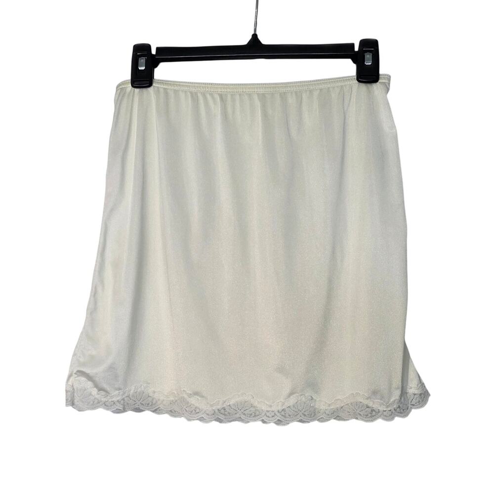 Vintage Mel-Lin Half Slip Ivory Nylon Lacey edge Pull on‎ Size Large USA